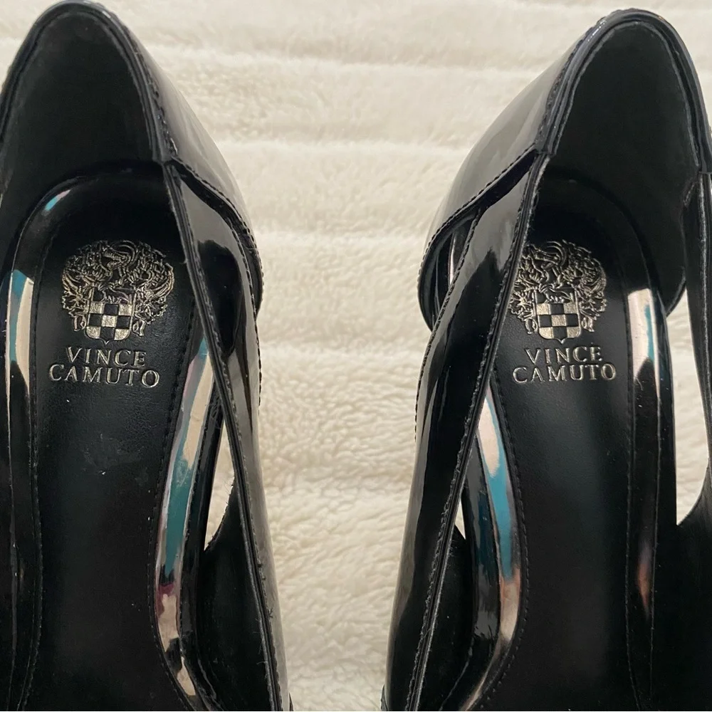 Vince Camuto Black Patent Leather Peep-Toe Heels New Size 8.5